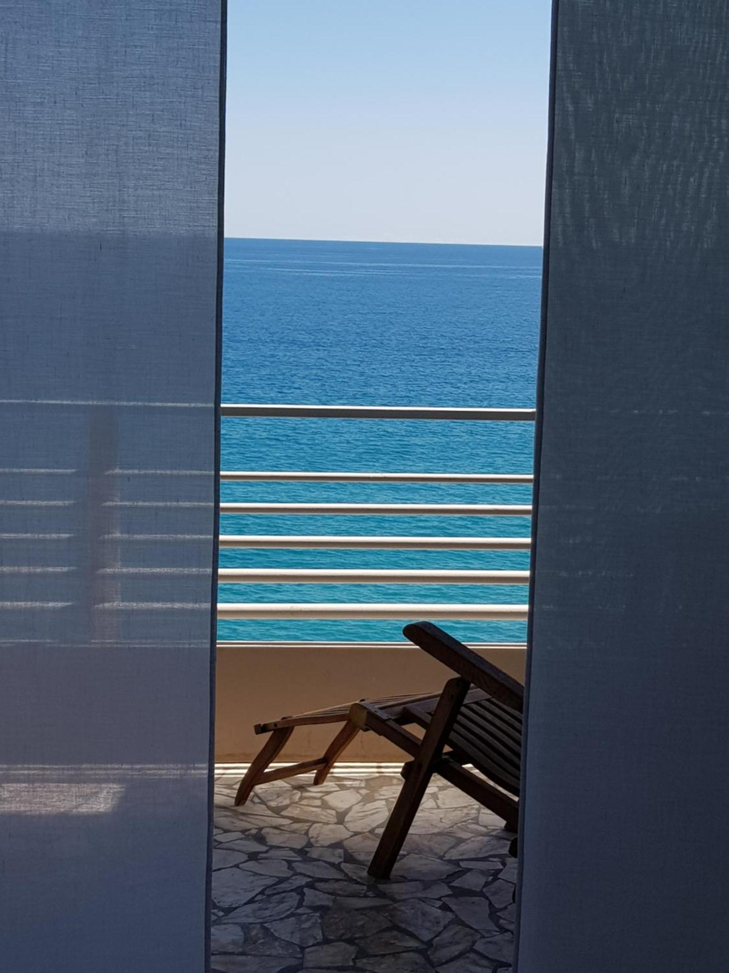Menton Front Bord De Mer Cote D'Azur Florentina Sea View French Riviera Proche Monaco Montecarlo Superb Studio Eksteriør bilde